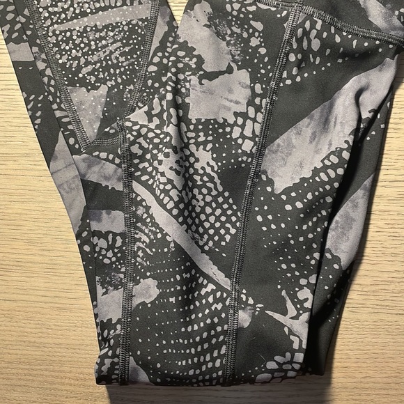 lululemon Tight Stuff Tight - Picture 8 of 16